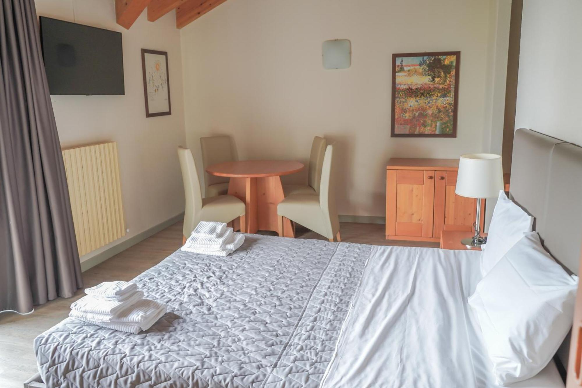 Al Ponte Garni Hotel Pergine Valsugana Kamer foto
